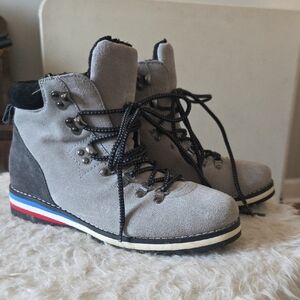 Blondo Regan Waterproof Suede Lace Up Boots Sherpa Lined (7.5)